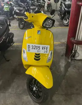 Vespa 125 iget 2022