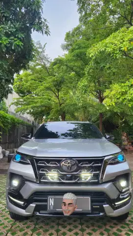 FORTUNER 2.8 GR SPORT 4X2 DIESEL 2022