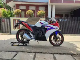 JUAL HONDA CBR 150 CBU TAHUN 2012