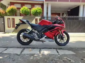 JUAL YAMAHA R15 V3 TAHUN 2017