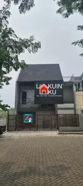 Dijual Rumah Baru Modern Minimalis Swimpool Pakuwon City,Jawa Timur