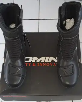 Sepatu Komine BK-092