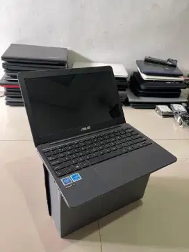 Dijual Notebook Asus E203MAH Layar 12 Inch SSD Jual Murah Aja