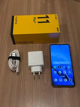 Realme 11 Pro+ 5G dengan kondisi bagus dan fullset