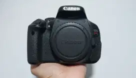 Canon 600D x5 body only