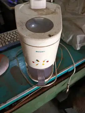 Juicer merk Phillips kondisi apa ada nya, rantang modern utk makanan