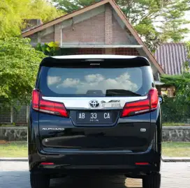 Toyota Alphard 2021. Tangan 1 AB