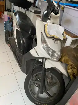 Jual honda beat 2012