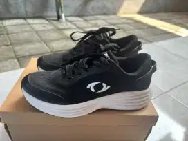 Jual Sepatu  Olahraga