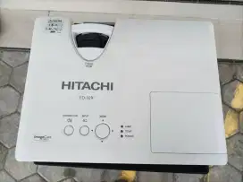 PROYEKTOR SECOND HITACHI ED-32X SEGEL