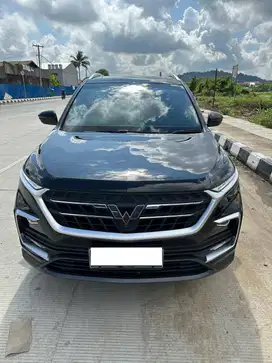 WULING Almaz 1.5LT Lux CVT(4×2) SUV 5-Seater Warna Hitam (2019)