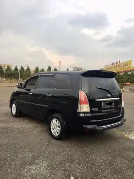 Toyota Kijang Innova 2009 Bensin