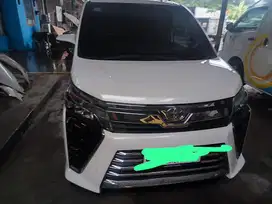 Toyota Voxy 2018 Bensin