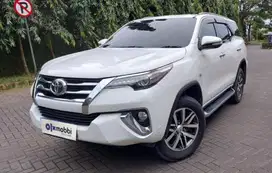 Pajak Panjang TDP 15JT Toyota Fortuner 2.7 4x2 SRZ-AT Hitam 2016