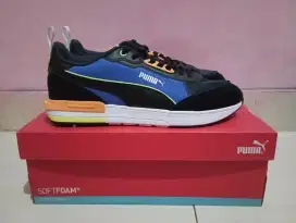 Sepatu Sneakers PUMA R22 ORIGINAL 1000%