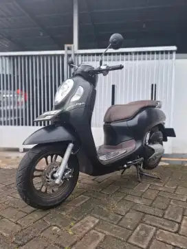 Scoopy prestige 2023 akhir warna hitam doff