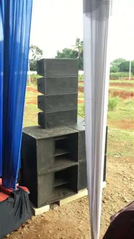 SEWA SOUND SYSTEM UNTUK SEGALA ACARA