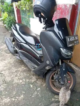 Yamaha nmax 2022 ( keyless)