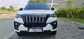 Fortuner VRZ TRD 2019 putih