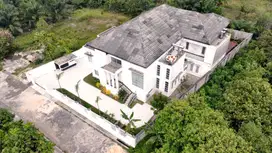 Rumah Mewah, Megah dan Bergaya Modern di Komplek Pemda Pekanbaru
