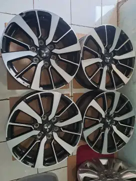 Velg Oem Pajero Dakar R18 6x139