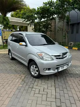 Daihatsu Xenia Li Deluxe+ 2009 Manual