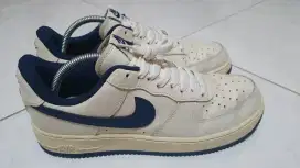 Nike Air Force 1 Low
Cream Navy