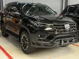 Toyota Fortuner VRZ GR Sport Black type terlengkap 2.4 A/T 2022