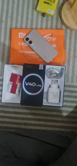 Vivo v40 lite fulset