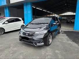 TDP 29 Juta! Honda Jazz 1.5 RS Manual 2020 / Yaris