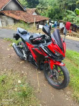 Honda cbr 150r 2017