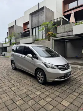 Honda freed PSD 1.5 at odo 80rb full reccod honda tangan pertama 2011