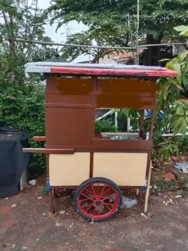 GEROBAK KAYU BEKAS JUAL MIE AYAM