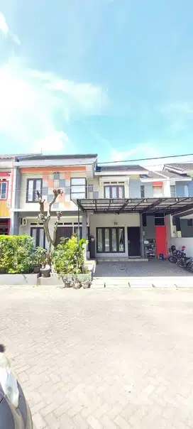 Rumah 2Lantai Mewah Furnished di Dukuh Zamrud Cimuning Mustika Jaya