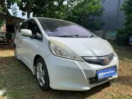 DP Rendah  15JT Honda Jazz 1.5 S Bensin-AT 2014 Putih