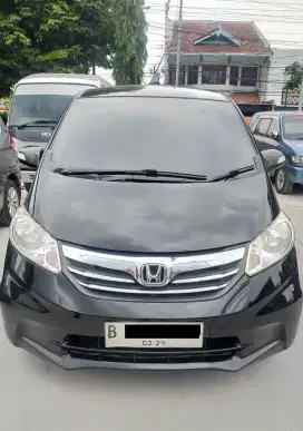 Honda Freed Psd 2013