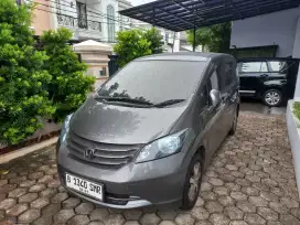 Honda freed 2012