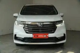 Honda Odyssey E at 2021 putih