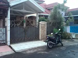 Disewakan rumah semi furnish di Villa Galaxy Residence, Grand Galaxy,