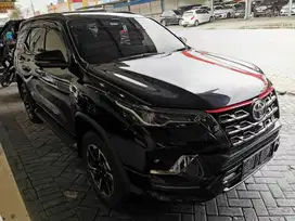 Toyota Fortuner 2021 VNT TRD Hitam Diesel GR SRZ