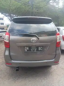 Mobil bekas baik