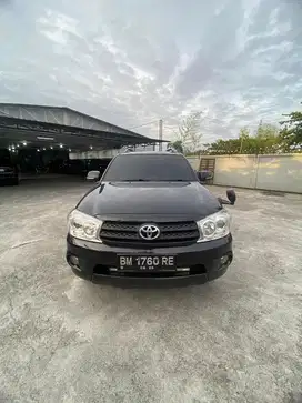 FORTUNER 2010 G DIESEL MT KM 183 RIBUAN