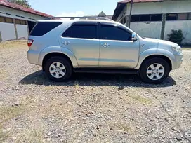 Toyota Fortuner 2010 Diesel