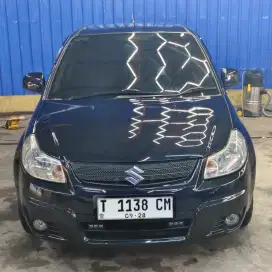 Suzuki SX4 X-Road M/T 2008 Terawat, Apik Siap Gas