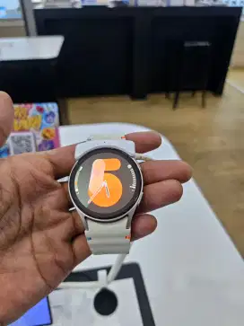 SAMSUNG GALAXY WATCH 7