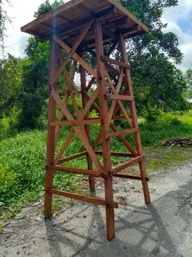 Tempat tandon menara ulin