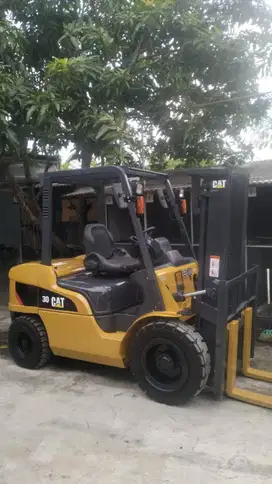 Forklift Caterpillar 2,5 Ton,Manual,3 Meter,Low HM,S4S,Tahun 2019