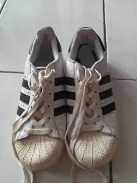 Jual sepatu Adidas