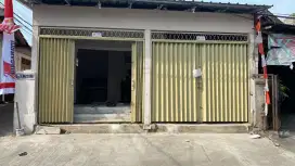 Ruang usaha/Kios/Warung Strategis di Pusat Keramaian Cidodol Kebayoran