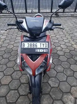 Bismillah HONDA VARIO KARBU MERAH HITM MESIN MASIH JOS.SIAP PAKE